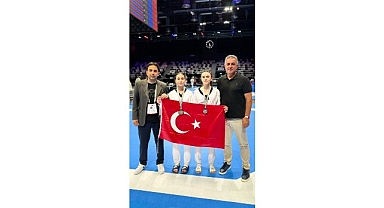 Başkan Altay, Ülkemizi Gururlandıran Konya Büyükşehir Belediyesporlu Tekvandocuları Tebrik Etti