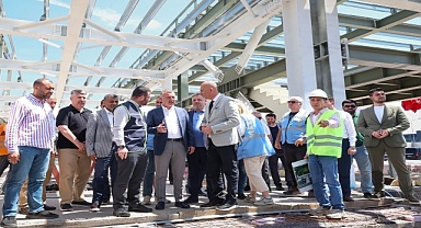 Başkan Büyükakın: “Sosyal yaşamın kalbi bu merkezde atacak”