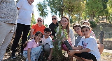 Başkan Mutlu, Konaklı miniklerle fidan dikti