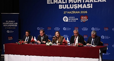 Başkan Vekili Büşra Özdemir Elmalı'da muhtarlarla buluştu