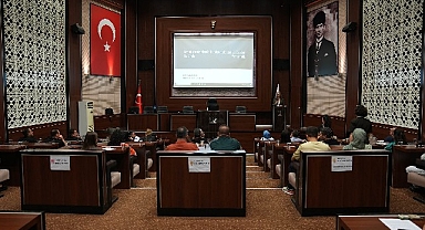 Belediye personeline resmi yazışma eğitimi