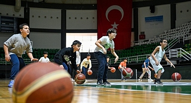 Bornova’da spor dolu bir yaz