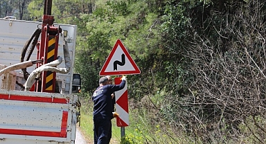 Büyükşehir’den Kemer yayla yollarında kapsamlı çalışma 
