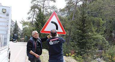 Büyükşehir’den Kemer yayla yollarında kapsamlı çalışma 