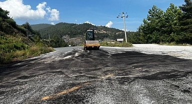 Büyükşehir ekiplerinden yol mesaisi