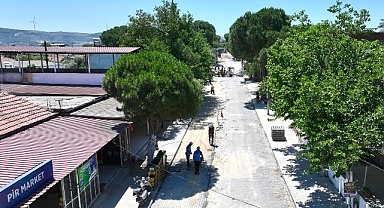 Didim Belediyesi Balat Mahallesi’nde Taş Döşeme Çalışmalarını Sürdürüyor