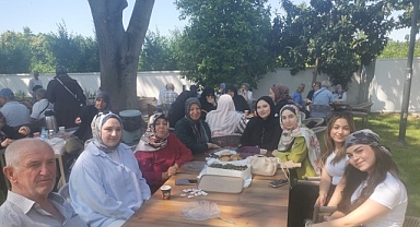 Gölcük Saygınlar’dan “yaza merhaba” pikniği