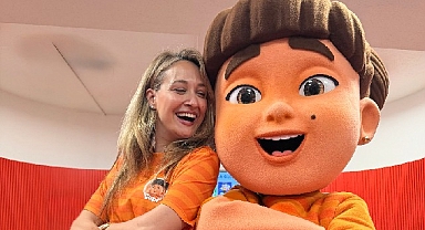 Gupi ve Gülmeyen Kral'ın sinema macerası başlıyor