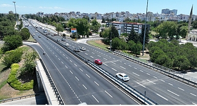  İller Bankası Kavşağı’nda asfalt çalışması yapıldı