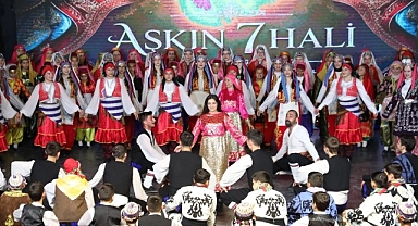 İnegöl Belediyesi Halk Dansları Topluluğu Yaza Merhaba Dedi