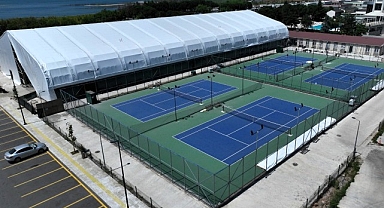 İzmit Tenis Spor Merkezi’ne 4 kapalı tenis kortu