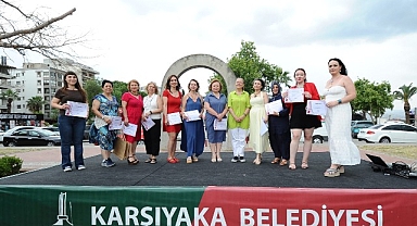 Karşıyaka’nın kurs merkezlerine yıl sonu şenliği