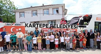 Kartepe’de Bayram Coşkusu Mahalle Mahalle Yaşandı