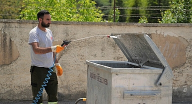 Keçiören'de Çöp Konteynerleri Tek Tek Yıkanıyor