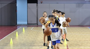 Konak’ın ücretsiz yaz spor okullarında kayıt dönemi başladı
