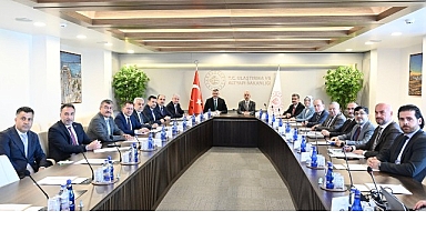 Konya Heyeti Ankara’da Bakanlarla Yatırımları ve Projeleri Değerlendirdi