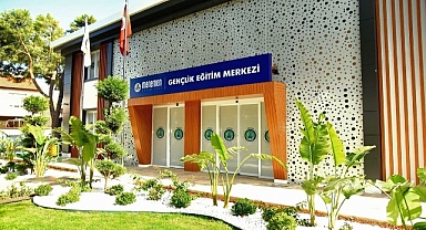 Menemen, eğitim yatırımlarıyla örnek gösteriliyor