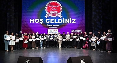 Mezuniyet Sergisi Açılışı ve Mezuniyet Şöleni Zeytinburnu Kültür Sanat’ta Gerçekleşti