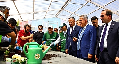 Öğrencileri Doğayla Buluşturan “Kemalpaşa Tarım ve Doğal Yaşam Köyü” Açıldı