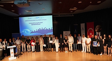 Seferihisar, UNESCO’dan “Tsunami Hazır Kent” sertifikasını aldı