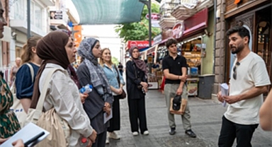 Tarık Dursun K.’nin izinde İzmir turu