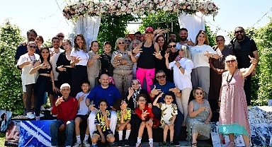 Tuğba Özay'dan geleneksel buluşma: 'Tubistler' doğada bir araya geldi