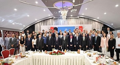 Vali Gül Bayrampaşa’da yoğun temaslarda bulundu