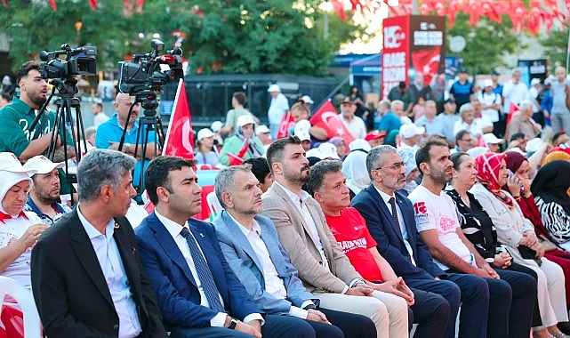 15 Temmuz'un 10. Yılında Bayrampaşa Tek Yürek Oldu
