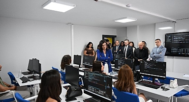 Antalya Dijital Gençlik Merkezi (DİGEM) açıldı