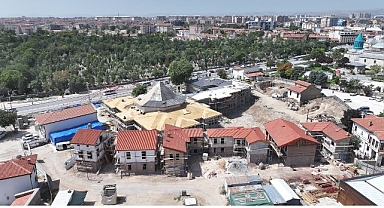 Başkan Altay: “Mevlevi Dergâhı Konya’mızın Manevi Kimliğine Yakışır Bir Eser Olarak Yükseliyor”