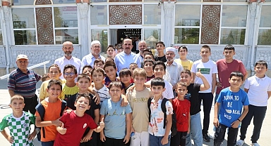 Başkan Altay Yaz Kur’an Kursu Öğrencileriyle Bir Araya Geldi