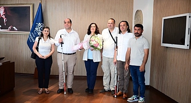 Başkan Çerçioğlu'na Altı Nokta Körler Derneği Aydın Şube Başkanı Bayram Özen ve Dernek Üyelerinden Ziyaret