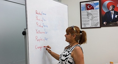 Başkan Çerçioğlu’ndan Eğitime Tam Destek: Aydınlı Çocuklar Yaz Tatilini İngilizce Öğrenerek Geçiriyor