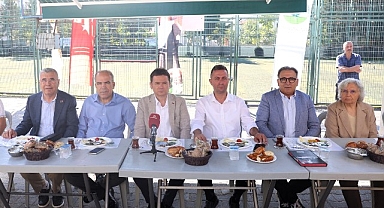 Başkan Erkan Aydın Gülbahçe’de Vatandaşlarla Buluştu