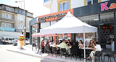 Başkan Kocaman, İstasyon Mahallesi’nin Kadın Esnaflarıyla Bir Araya Geldi