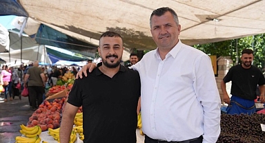 Başkan Taşyasan’dan semt pazarına ziyaret