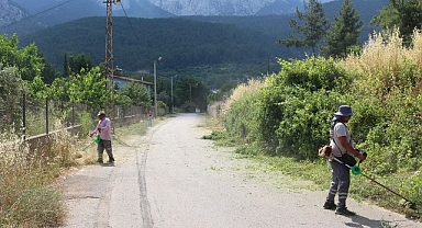 Büyükşehir’den Kemer’de ulaşım ve çevre düzenlemelerine yönelik çalışma