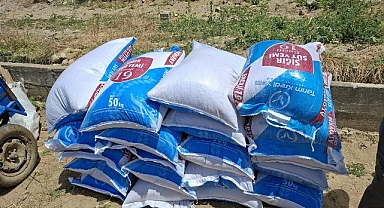Büyükşehir’den Yangından Etkilenen Gördesli Üreticiye Yem Desteği
