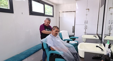 Büyükşehir’in Mobil Kuaför Tırı yaylalarda hizmet veriyor