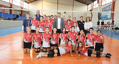 Dikili'nin Yıldızları Kumda Parlayacak