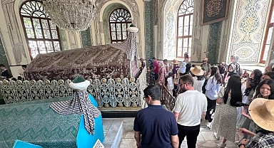 “Genç Seyyah Bursa” Gezisi ile Gençler Tarihin İzini Sürüyor