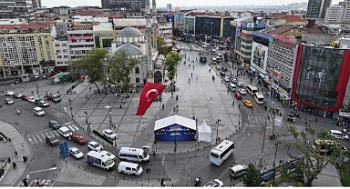 İBB YKS Tercih Döneminde Gençlerin Yanında