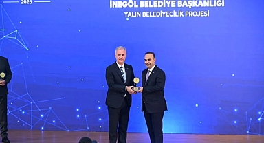 İnegöl Belediyesi’nin “Yalın Belediyecilik” Projesine Bakanlıktan Verimlilik Ödülü
