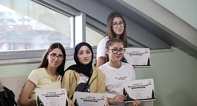 Kartepe’de Gençler Hayatı Deneyimliyor