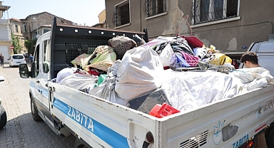 Konak zabıtasından izinsiz seyyar satışa sıkı denetim