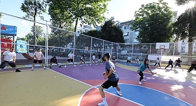 Küçükçekmeceliler, Sabah Akşam Demeden Ücretsiz Spor İmkânı!