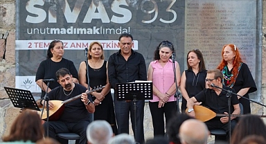 Madımak Unutulmadı. 35 Can Karabağlar ‘da Anıldı