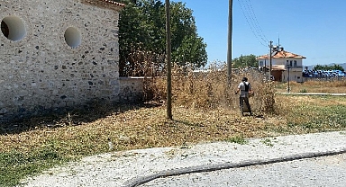 Manisa Büyükşehir’den Karacaahmet Türbesi’nde Hummalı Temizlik