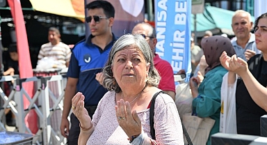 Manisa Büyükşehir’den Perşembe Pazarı’nda 2 Bin Kişiye Aşure İkramı