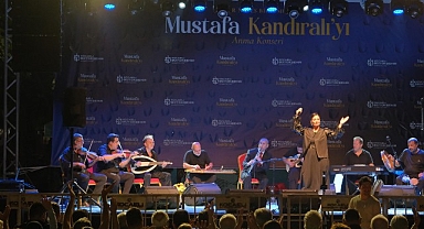 Mustafa Kandıralı eserleriyle anıldı